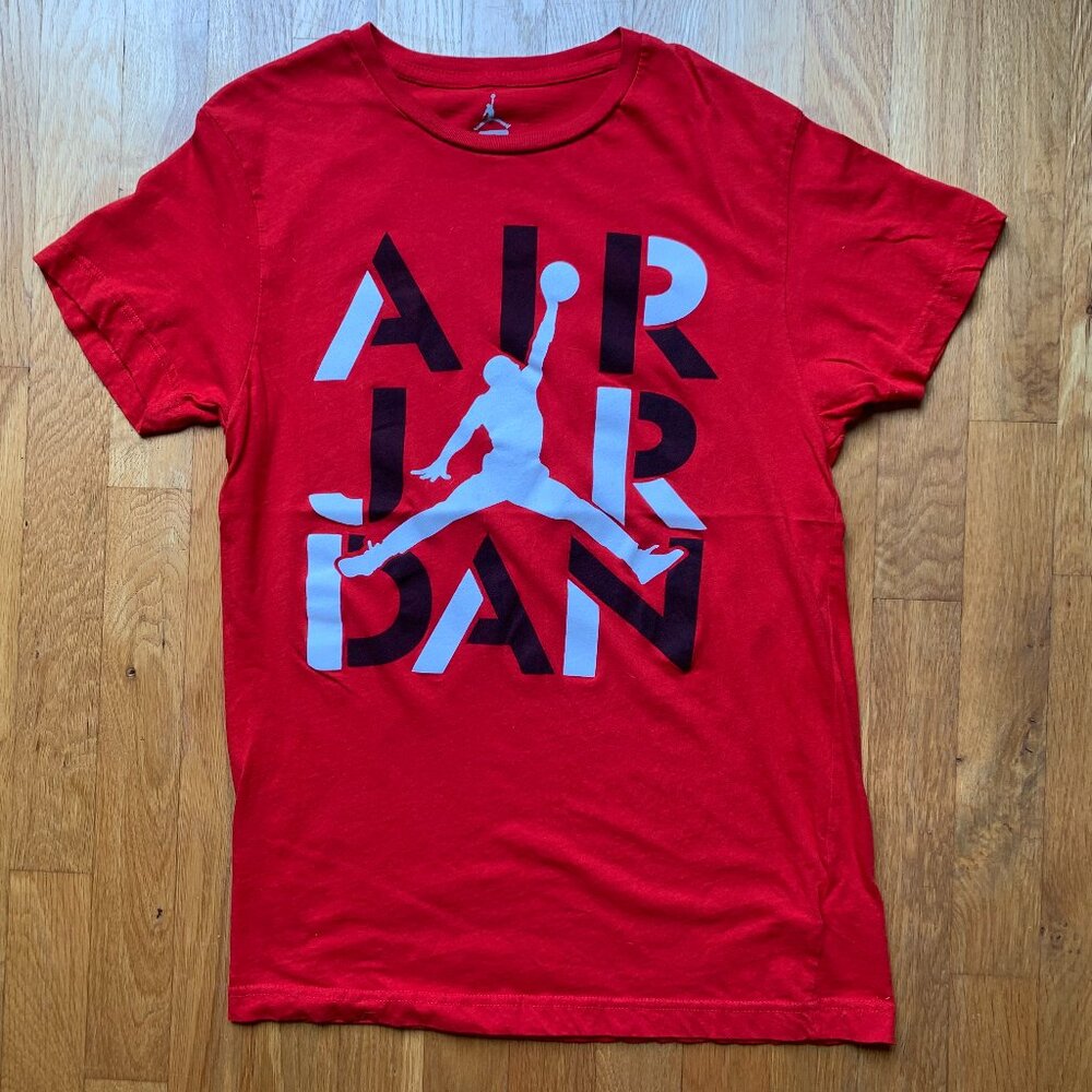 Air Jordan Red T-shirt Boys Small
